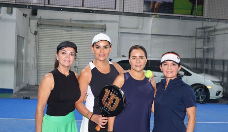  Elsa Tamez, Marily Tobías, Laura Acosta y Elvira Sánchez.