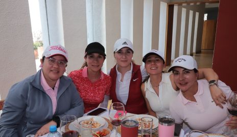  Nancy Gámez, Fari Elizalde, Marijó Villalpando, Ale Cifuentes y Dany Baustista.