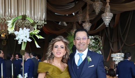  Olivia Aradillas de Abud y Salim Abud, papás de la novia.