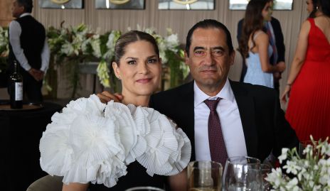  Victoria y Guillermo Abud.