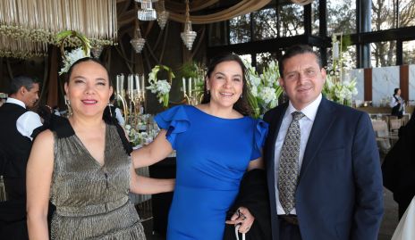  Ángeles Rodríguez, Carina Ruelas y Agustín Román.