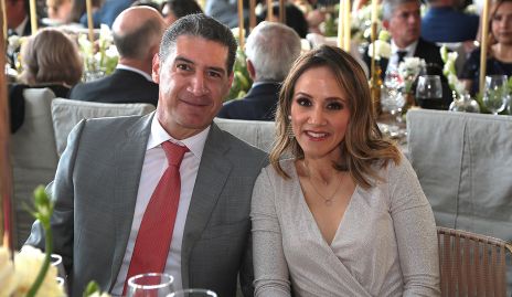  Amadeo Calzada y Alejandra Salas.