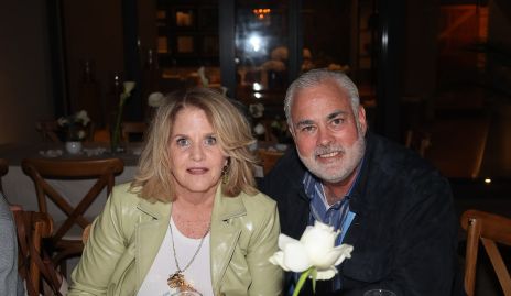  Lynette Pizzuto y Roberto Cummings.