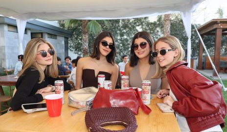  María Paula Díaz, Ana Salazar, Isa Zambrano y Camila Ocejo.