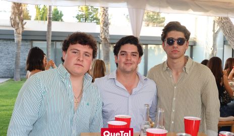  Chino Heinze, Patricio Vera y Santiago Morales.