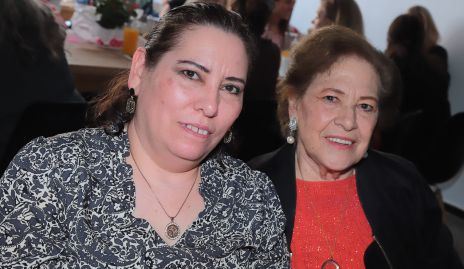  Olga Parra y Blanca Estela Parra.
