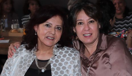  Pili Castro y Sandra Palacios.