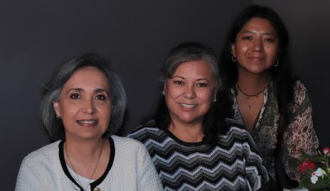 Martha Castro, Martha Armendáriz y Ana Meche Cifuentes.