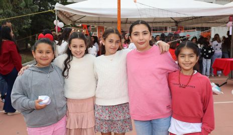  Cristina, Sofía, Fernanda, Carlota e Isabella.