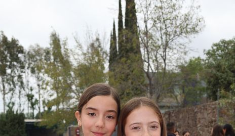  Andrea Martínez y María Condesa.