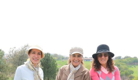  Susana Fernández, Paty Lara y Vivian Alatorre.