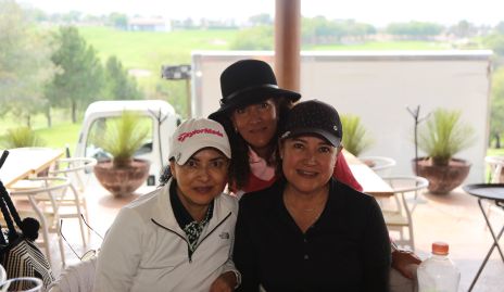  Carla Ruiz, Vivan Alatorre y Paty Gómez.