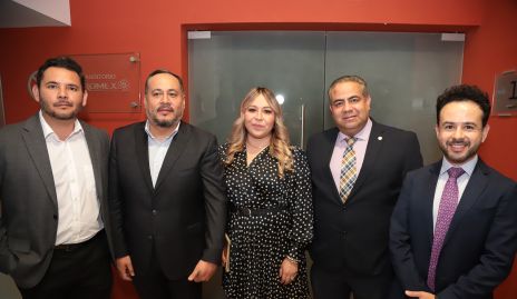  Rubén Lárraga, Luis Palafox, Corina Torre, Marco Vargas y Víctor Salazar.