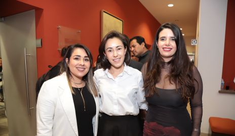  María Fernanda Jaramillo, Midori Barral y Rosa Bechara.