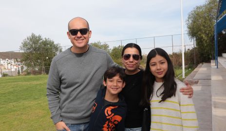  Jesús Vázquez, Diego Vázquez, Frida Vázquez y Sofía Grijalba.