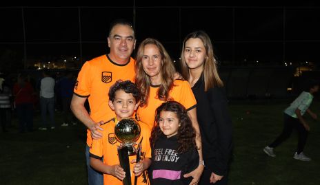  Familia Fernández.