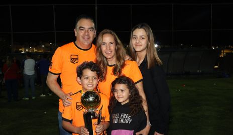  Familia Fernández.