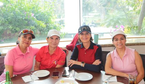  Paty González, Tere Foyo, Norma Pardo y Laura.