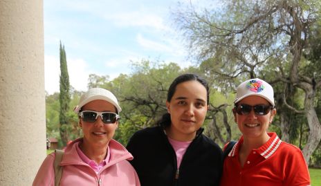  Marcela Alcalde, Mariana Acebo y Érika Von Der Meden.