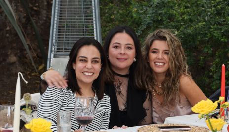  Anaisa Torres, Susana Lozano y Sofía López.