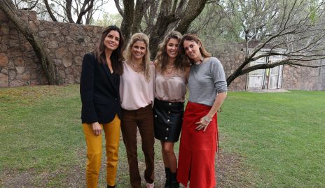  Fer Gómez, Lourdes López, Sofía López y Melissa Ruiz.