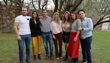  Chema Herrera, Fer Gómez, Rafael Lebrija, Lourdes López, Sofía López, Melissa Ruiz y Tito Herrera.