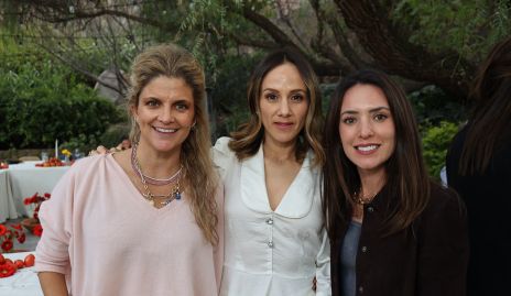  Lourdes López, Alejandra Salas y Maricecy Herrera.