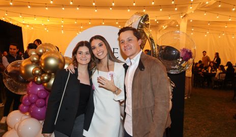  María José Valladares, Sofía Hernández y Franco Safont.