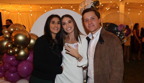  Ximena Abud, Sofía Hernández y Franco Safont.