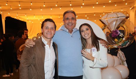  Franco Safont, Oscar Hernández y Sofía Hernández.
