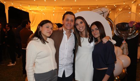  Mari Tere Ávalos,  Franco Safont, Sofía Hernández y Ana Pau Ávalos.