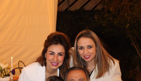  Fernanda Muñoz, Paulina Muñoz, Andrea Muñoz y José Antonio Muñoz.