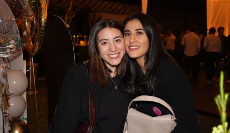   Claudia Torrescano y Ximena Abud.