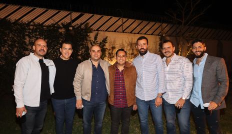  Gerardo Hernández, Rodrigo Rosillo, Mauricio Suárez, Oscar Álvarez, José Ángel Safont, Mau Kury.