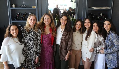  María Lavín, Ingrid Velasco, Diana Olvera, Mariana Labarthe, Ale Ascanio, Marisol Cabrera, Lorena Navarrete y Sofía Álvarez.