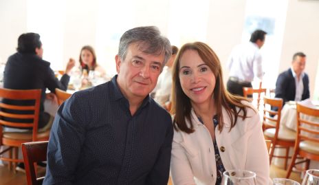  Mónica y Gustavo Pérez.