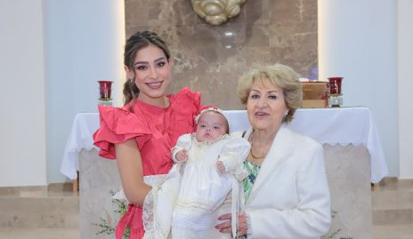  Claudia Rodríguez, María Gallardo y Josefina Hernández.