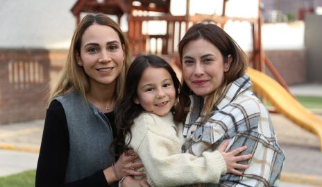  Evelyn, Isa y Alejandra Rodríguez.