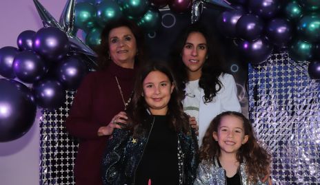  Irasema Medellín, Irasema Abud, Emilia Feres y Camila Feres.