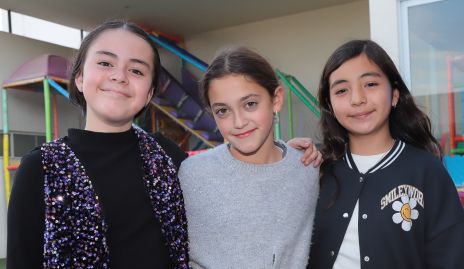  Paola Beltrán, Fernanda Rivera y Rebeca García.