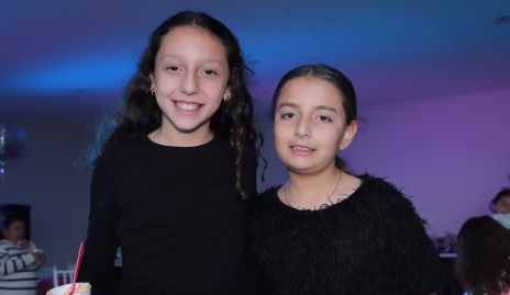  Regina Veytia y Luciana Briseño.