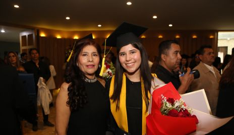  Alma y Fabiola Salas.