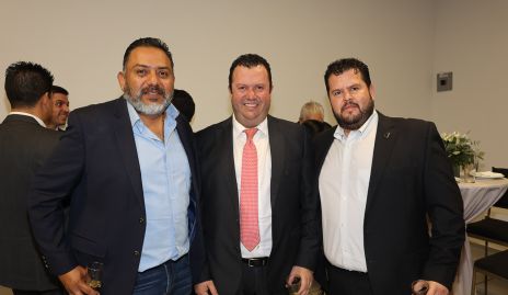  Oswaldo Delgado, Roberto y Santiago Meade.