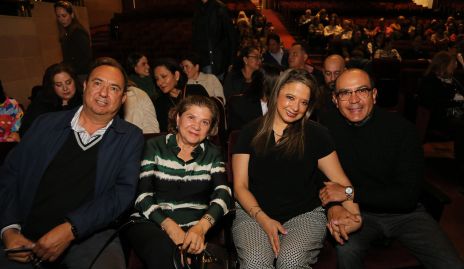  Dario Herrera, Ivonne Diez, Viviana y Arturo Martínez.