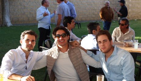  Federico Alcalde, José María Rodríguez y Tomás Alcalde.