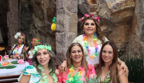  Leticia López de Longoria, Nora Izar, Rosy Hernández y Roxana Robledo.