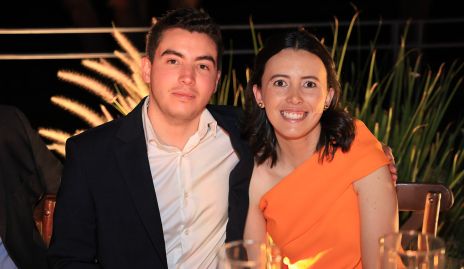  Emmanuel y Paulina Castillo.