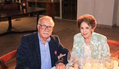  Juan y Chuyita Morales, abuelos del novio.