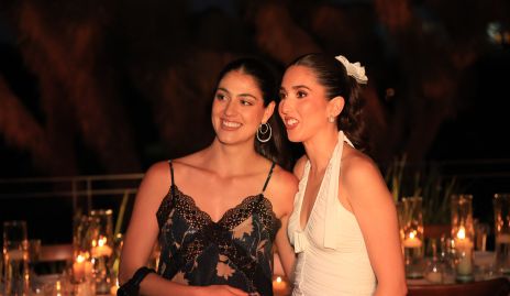  Rocío Mendizábal y Valeria Alcalde.