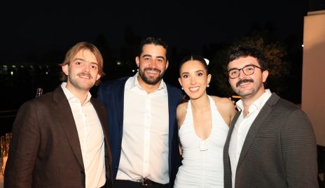  Manuel, Carlos Morales, Valeria Alcalde y Chema.